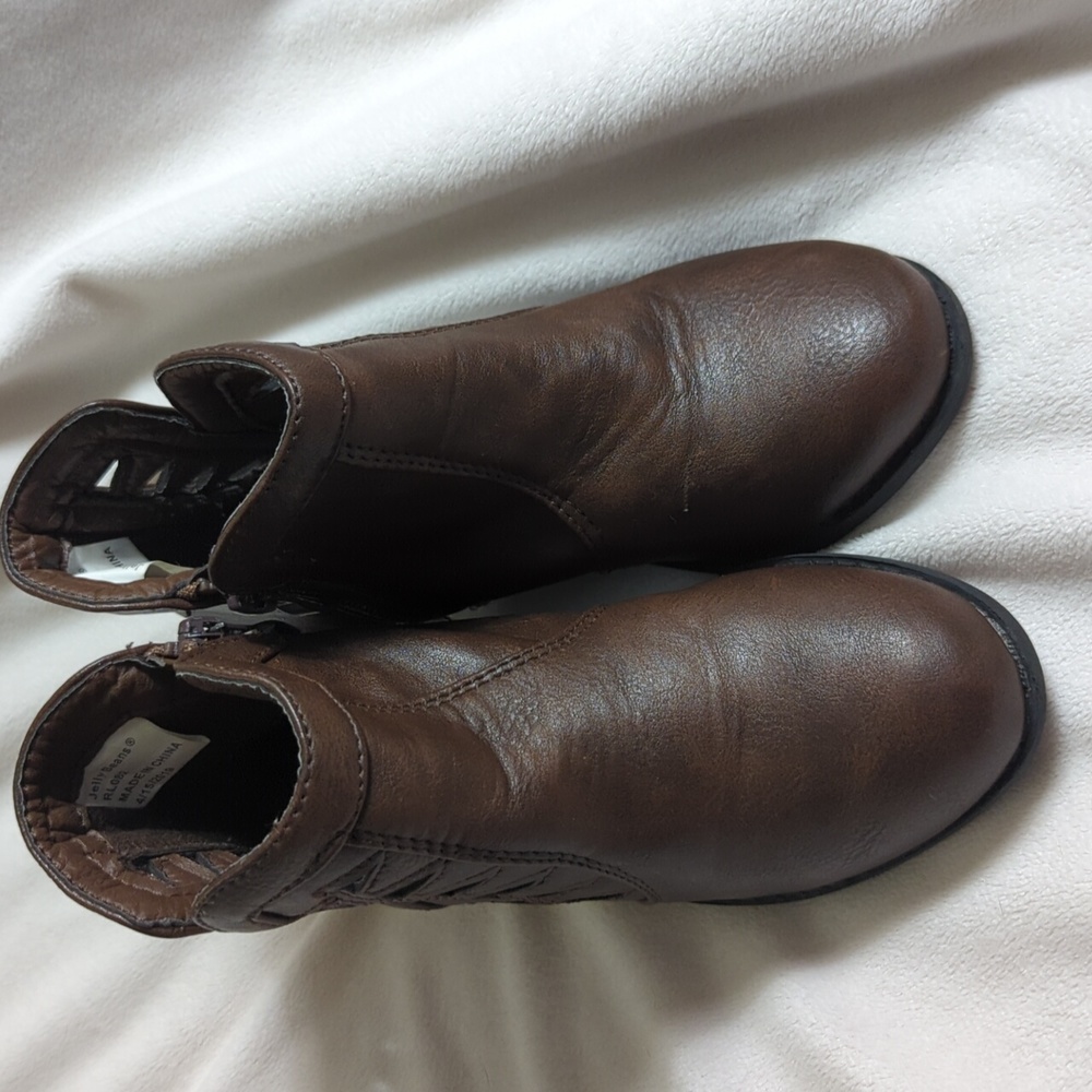Brown little girls ankle boot